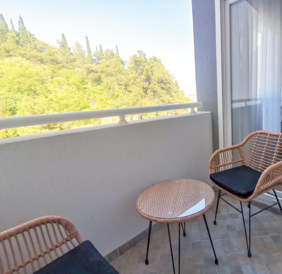 Cozy One-Bedroom Apartment At Ljubovic Park Podgorica Esterno foto